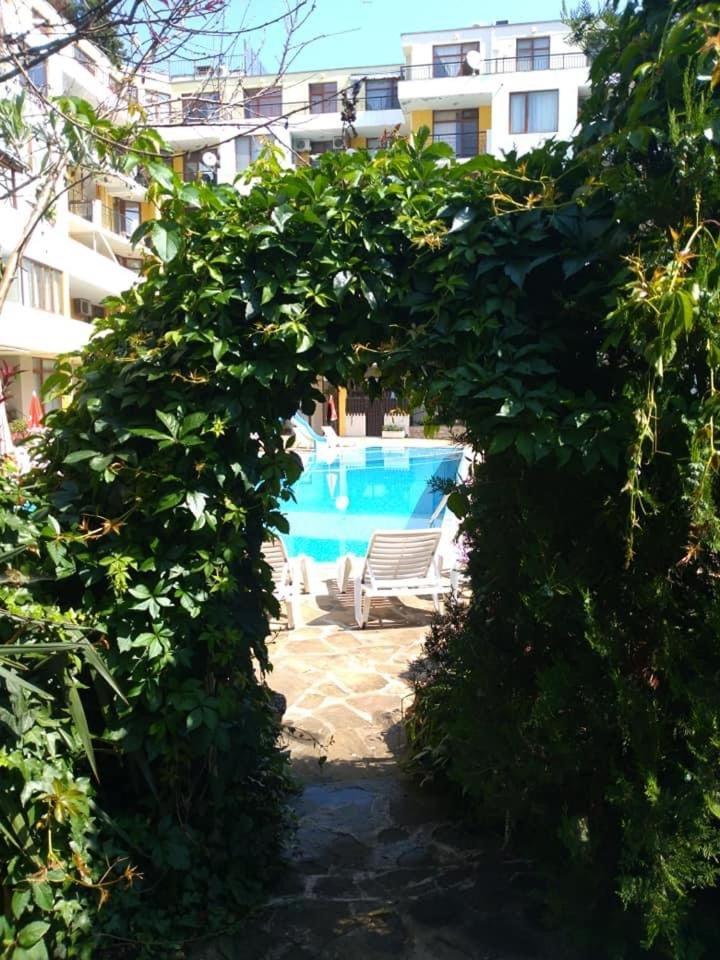 Blue Summer Sunny Beach Exterior photo